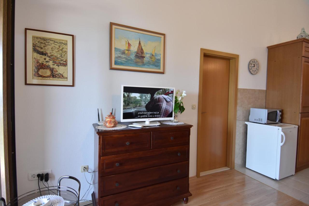 Villa Delfina Podgora Bagian luar foto