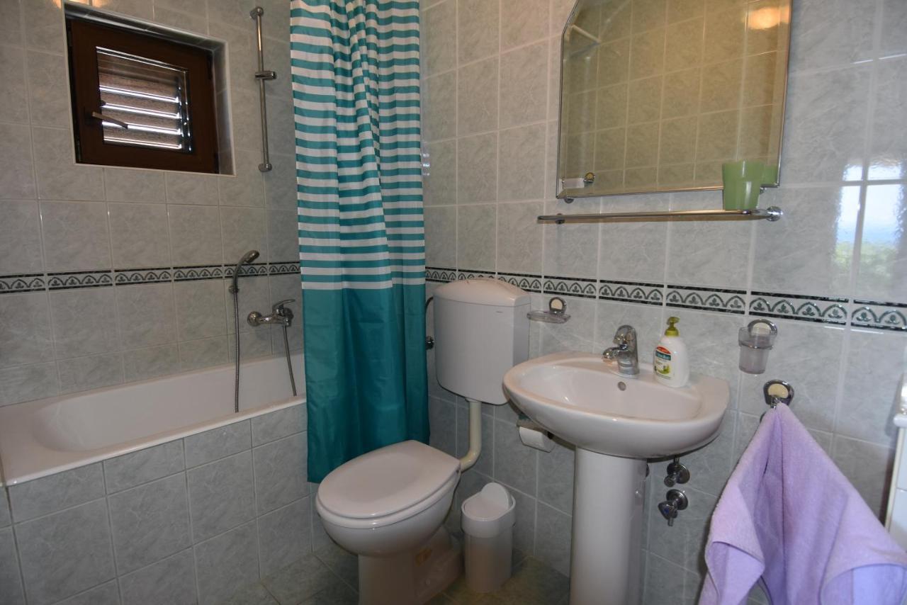 Villa Delfina Podgora Bagian luar foto