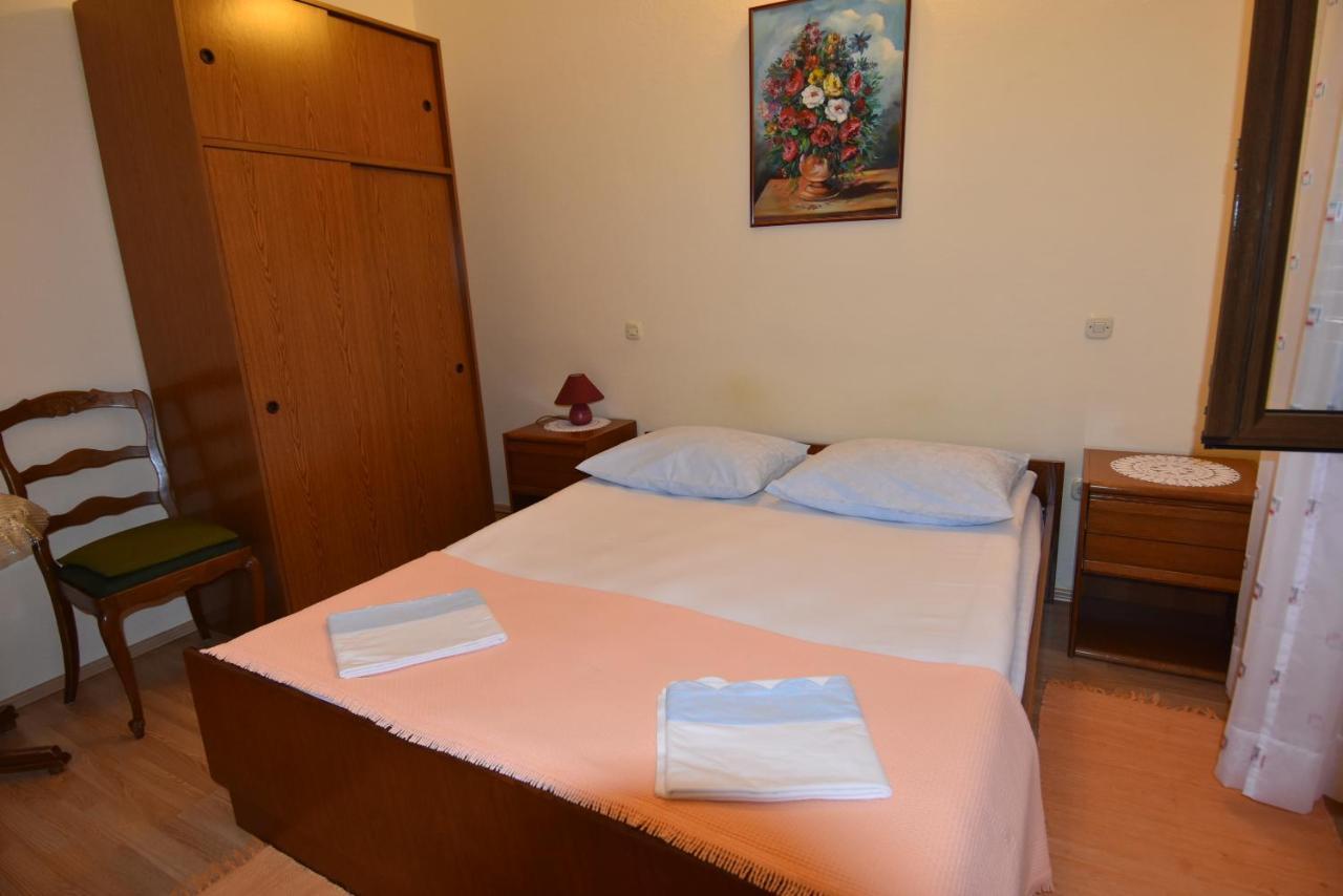 Villa Delfina Podgora Bagian luar foto